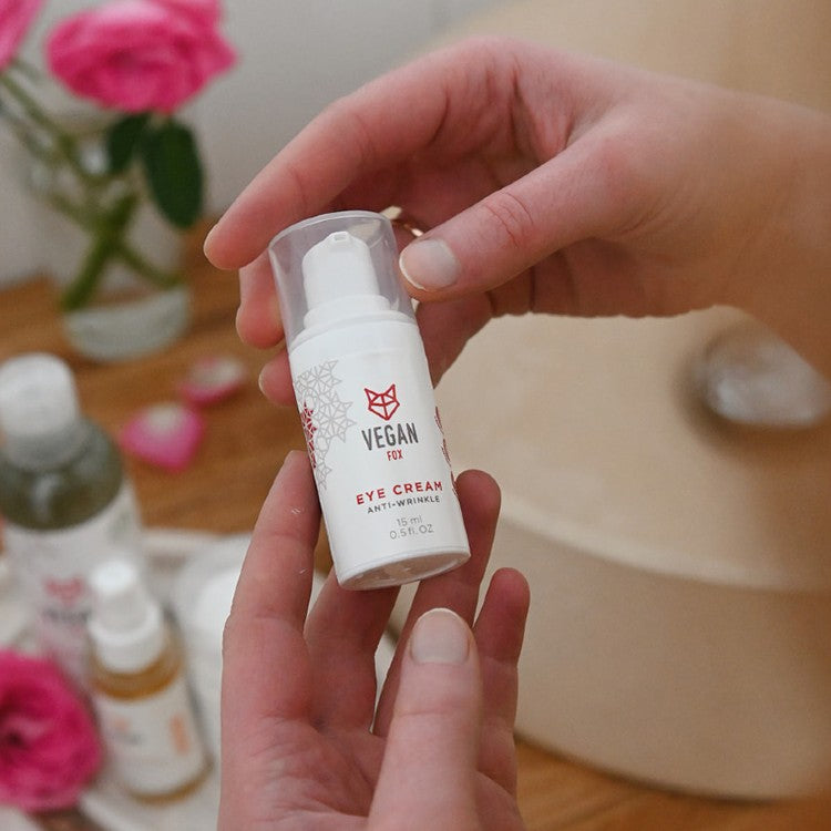 Augencreme gegen Fältchen mit Sheabutter, vegan – Vegan Fox (15 ml) – Bild 2