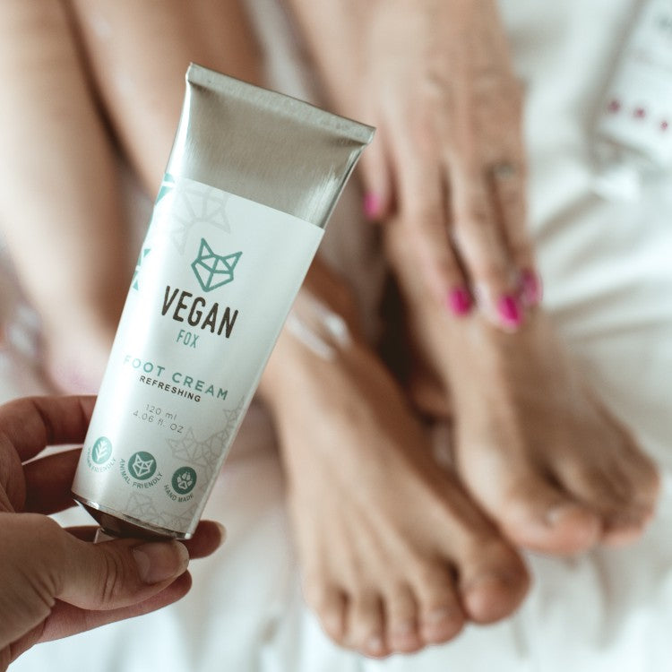Fußgel erfrischend mit Salbei & Teebaumöl, vegan – Vegan Fox (120 ml)